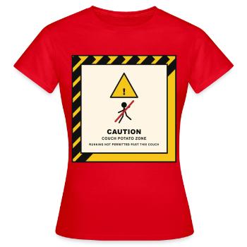 Vorsicht Couch-Potato Zone - Frauen T-Shirt - Rot - Vorne - AI Model Female 172 dark (172cm)