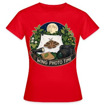 TEMPS DE PHOTO D’AILE - T-shirt Femme - rouge - Devant - AI Model Female 172 dark (172cm)
