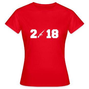 Geschenk 2018 Neujahr SOLDIER - Frauen T-Shirt - Rot - Vorne - AI Model Female 172 dark (172cm)