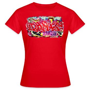 Mur de Berlin Graffiti Schrift - T-shirt Femme - rouge - Devant - AI Model Female 172 dark (172cm)