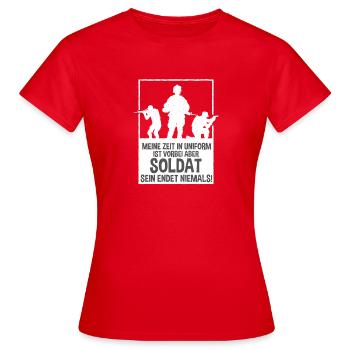 Meine Zeit in Uniform ist vorbei - Frauen T-Shirt - Rot - Vorne - AI Model Female 172 dark (172cm)