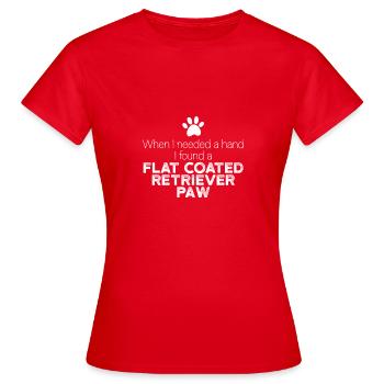 Hand Flat Coated Retriever Pfote - Frauen T-Shirt - Rot - Vorne - AI Model Female 172 dark (172cm)