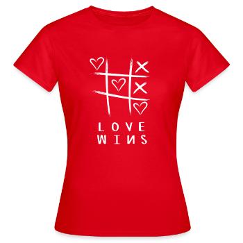 L’amour gagne - T-shirt Femme - rouge - Devant - AI Model Female 172 dark (172cm)