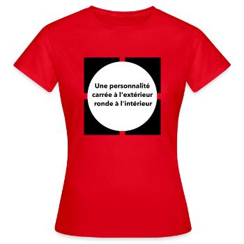 Personnalité ronde et carrée - T-shirt Femme - rouge - Devant - AI Model Female 172 dark (172cm)