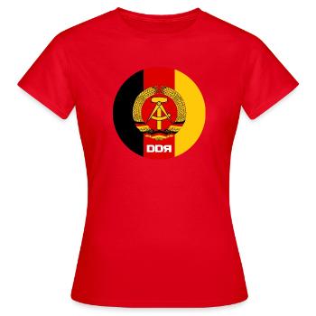DDR - T-shirt Femme - rouge - Devant - AI Model Female 172 dark (172cm)