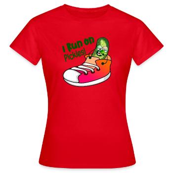 JE COURS SUR DES CORNICHONS - T-shirt Femme - rouge - Devant - AI Model Female 172 dark (172cm)