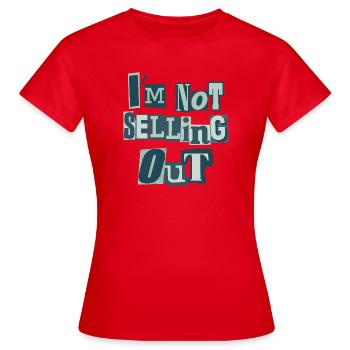 Je ne suis pas en rupture de stock (vert) - T-shirt Femme - rouge - Devant - AI Model Female 172 dark (172cm)