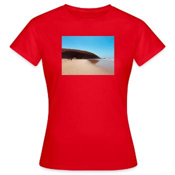 Plage de Red Rock - T-shirt Femme - rouge - Devant - AI Model Female 172 dark (172cm)