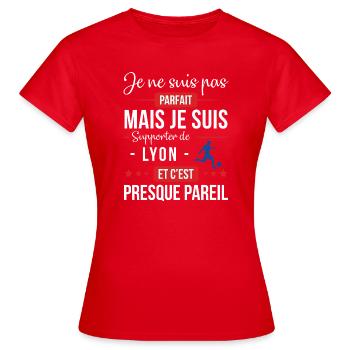 Je Ne Suis Pas Parfait Mais Je Suis Supporter D... - T-shirt Femme - rouge - Devant - AI Model Female 172 dark (172cm)