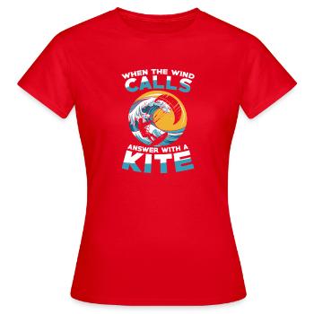 Quand le vent appelle, réponds avec un cerf-volant - T-shirt Femme - rouge - Devant - AI Model Female 172 dark (172cm)