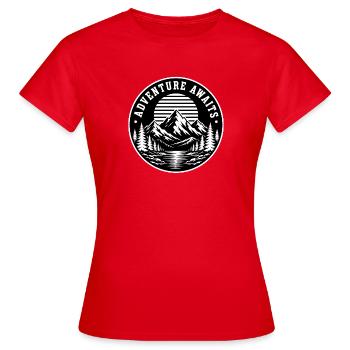 Adventure Awaits – Art de voyage vintage avec emblème de montagne - T-shirt Femme - rouge - Devant - AI Model Female 172 dark (172cm)