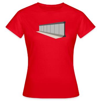 Grey panel wall panorama - Women's T-Shirt - red - Front - AI Model Female 172 dark (172cm)