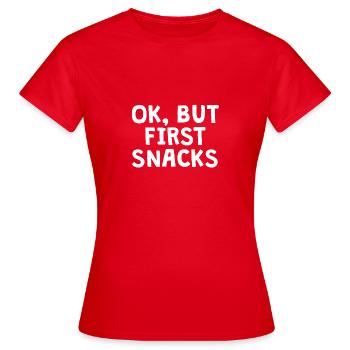 OK, MAIS LES PREMIERS SNACKS - T-shirt Femme - rouge - Devant - AI Model Female 172 dark (172cm)