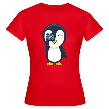 Pinguin mit Fotoapparat - Frauen T-Shirt - Rot - Vorne - AI Model Female 172 dark (172cm)