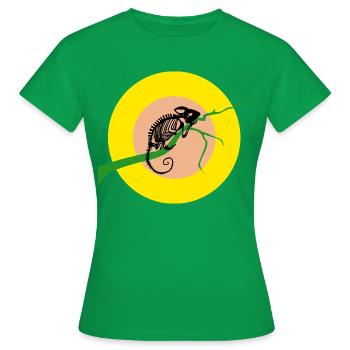 Skelett Chamaeleon im Sonnenuntergang Morbid Humor - Frauen T-Shirt - Kelly Green - Vorne - AI Model Female 172 dark (172cm)