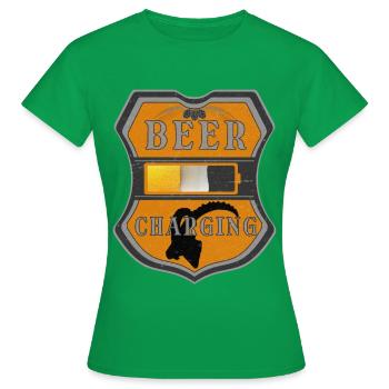 CHARGEMENT DE LA BIÈRE - T-shirt Femme - vert - Devant - AI Model Female 172 dark (172cm)