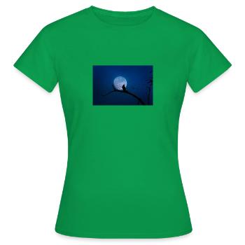 Krähe im Vollmond - Frauen T-Shirt - Kelly Green - Vorne - AI Model Female 172 dark (172cm)