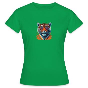 Fierce and Fearless: Retro Tiger T-Shirt - Women's T-Shirt - kelly green - Front - AI Model Female 172 dark (172cm)