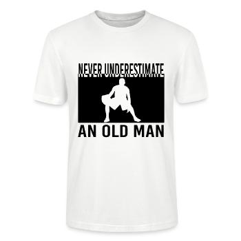 Basketball Player Never Underestimate An Old Man - Stanley/Stella Unisex Bio-T-Shirt CRAFTER - Weiß - Vorne - Alina (178cm) & Michal (187cm)