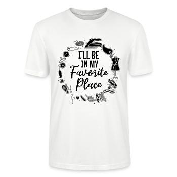 Je serai dans mon endroit préféré - Idées de couture Couture - T-shirt bio CRAFTER Stanley Stella Unisexe - blanc - Devant - Alina (178cm) & Michal (187cm)