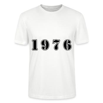 1976 year birthday - Stanley/Stella CRAFTER Unisex Organic T-Shirt - white - Front - Alina (178cm) & Michal (187cm)