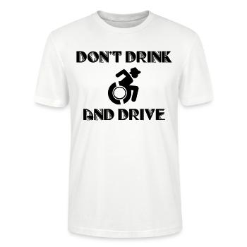 Ne buvez pas et ne montez pas en fauteuil roulant en même temps # - T-shirt bio CRAFTER Stanley Stella Unisexe - blanc - Devant - Alina (178cm) & Michal (187cm)