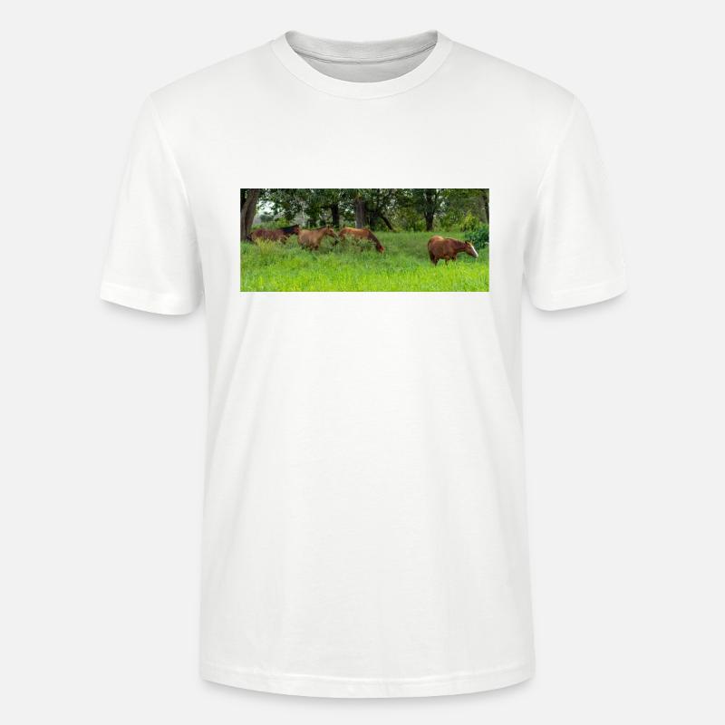 Pferde auf der Wiese - Stanley/Stella Unisex Bio-T-Shirt CRAFTER - Weiß