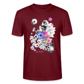 Flower Power N°6 - Stanley/Stella Unisex Bio-T-Shirt CRAFTER - Burgunderrot - Vorne - Alina (178cm) & Michal (187cm)