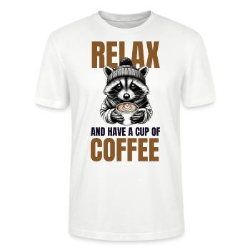 Relax and have a cup of coffee - Barista Waschbär - Stanley/Stella Unisex Bio-T-Shirt CRAFTER - Weiß - Vorne - Alina (178cm) & Michal (187cm)