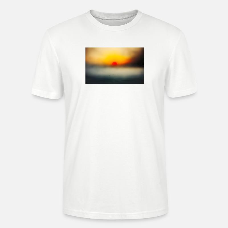 Abendstimmung am ruhigen Meer - Stanley/Stella Unisex Bio-T-Shirt CRAFTER - Weiß
