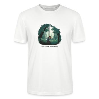 Photography is My Therapy – Natur Fotografie - Stanley/Stella Unisex Bio-T-Shirt CRAFTER - Weiß - Vorne - Alina (178cm) & Michal (187cm)