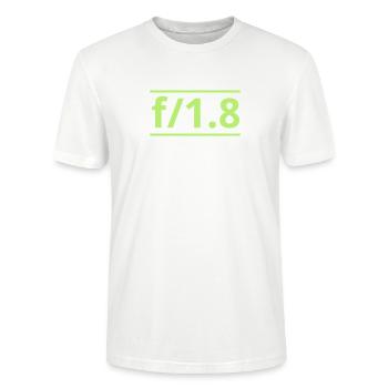 Camera aperture f / 1.8 - Stanley/Stella CRAFTER Unisex Organic T-Shirt - white - Front - Alina (178cm) & Michal (187cm)