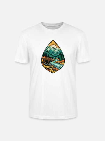 Bär in Berglandschaft am Fluss - Stanley/Stella Unisex Bio-T-Shirt CRAFTER - Weiß