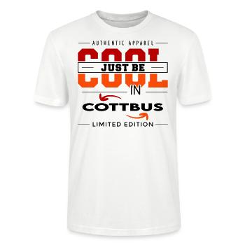 Cottbus Meine Stadt Cool I Love Reise Tour - Stanley/Stella Unisex Bio-T-Shirt CRAFTER - Weiß - Vorne - Alina (178cm) & Michal (187cm)