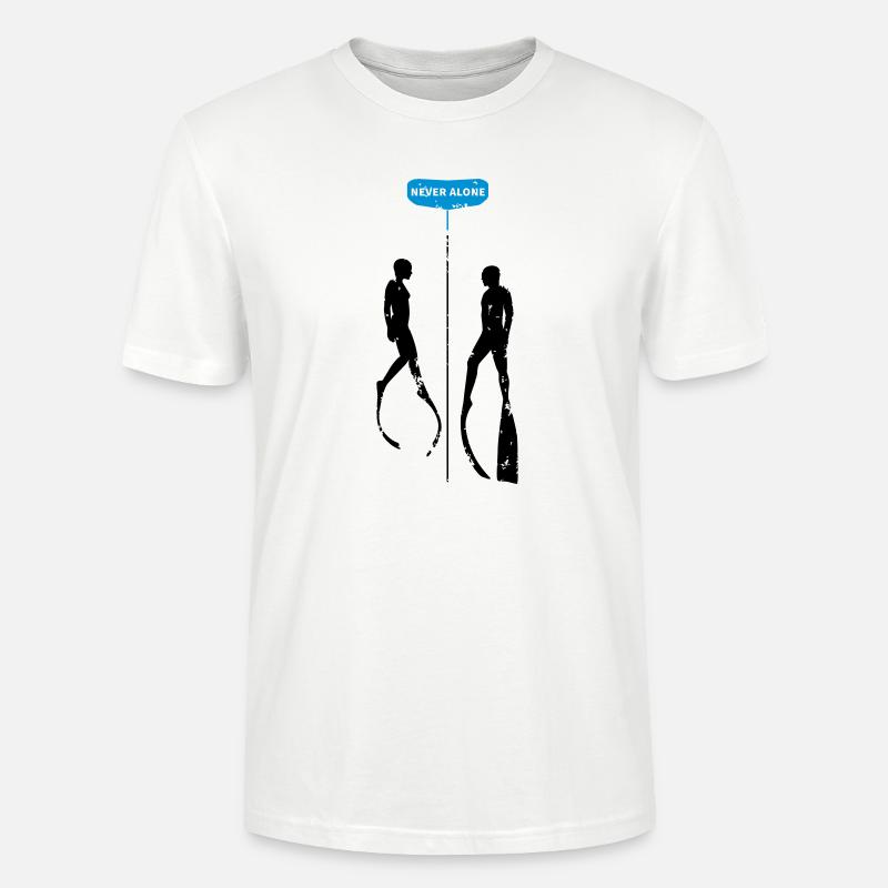 Never Alone Bifins - Stanley/Stella Unisex Bio-T-Shirt CRAFTER - Weiß