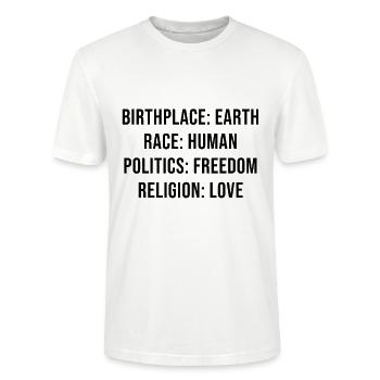 Lieu de naissance: Terre. Race: Humain: Politique: Liberté - T-shirt bio CRAFTER Stanley Stella Unisexe - blanc - Devant - Alina (178cm) & Michal (187cm)