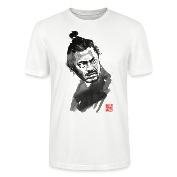 Toshiro Mifune: ein großer japanischer Schauspieler - Stanley/Stella Unisex Bio-T-Shirt CRAFTER - Weiß - Vorne - Alina (178cm) & Michal (187cm)