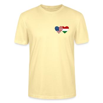 USA Ungarn Flagge Herzform - Stanley/Stella Unisex Bio-T-Shirt CRAFTER - Creme - Vorne - Alina (178cm) & Michal (187cm)