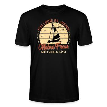 Ich liebe meine Frau wenn sie mich segeln lässt - Stanley/Stella Unisex Bio-T-Shirt CRAFTER - Schwarz - Vorne - Alina (178cm) & Michal (187cm)