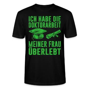 Dissertation Doktorarbeit Meiner Frau Überlebt - Stanley/Stella Unisex Bio-T-Shirt CRAFTER - Schwarz - Vorne - Alina (178cm) & Michal (187cm)