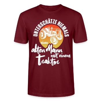 Unterschätze niemals alten Mann mit einem Traktor - Stanley/Stella Unisex Bio-T-Shirt CRAFTER - Burgunderrot - Vorne - Alina (178cm) & Michal (187cm)