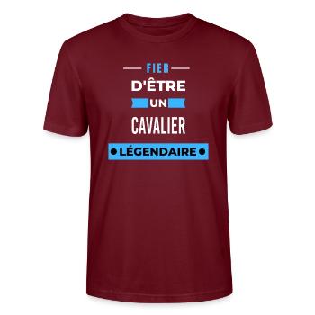 Fier d'être un légendaire CAVALIER HUMOUR - T-shirt bio CRAFTER Stanley Stella Unisexe - bordeaux - Devant - Alina (178cm) & Michal (187cm)