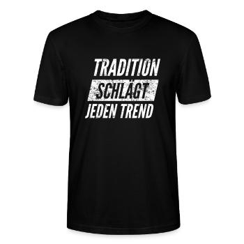 Tradition schlägt jeden Trend - Fussball Fan Motiv - Stanley/Stella Unisex Bio-T-Shirt CRAFTER - Schwarz - Vorne - Alina (178cm) & Michal (187cm)