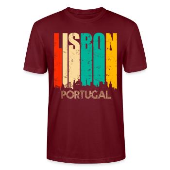 Lissabon Portugal - Stanley/Stella Unisex Bio-T-Shirt CRAFTER - Burgunderrot - Vorne - Alina (178cm) & Michal (187cm)