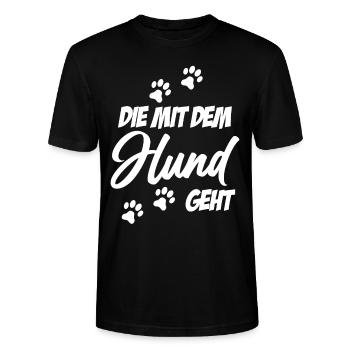 Die mit dem Hund geht | Hundebesitzer Geschenkidee - Stanley/Stella Unisex Bio-T-Shirt CRAFTER - Schwarz - Vorne - Alina (178cm) & Michal (187cm)