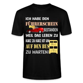 Führerschein bestanden - Stanley/Stella Unisex Bio-T-Shirt CRAFTER - Schwarz - Vorne - Alina (178cm) & Michal (187cm)