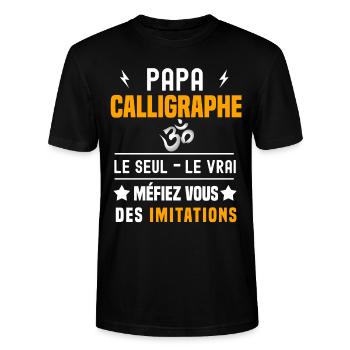papa calligraphe le seul le vrai papa calligraphie - T-shirt bio CRAFTER Stanley Stella Unisexe - noir - Devant - Alina (178cm) & Michal (187cm)