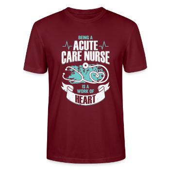 Cadeau de soins intensifs - T-shirt bio CRAFTER Stanley Stella Unisexe - bordeaux - Devant - Alina (178cm) & Michal (187cm)