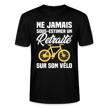 Ne jamais sous estimer un retraité sur son vélo - T-shirt bio CRAFTER Stanley Stella Unisexe - noir - Devant - Alina (178cm) & Michal (187cm)