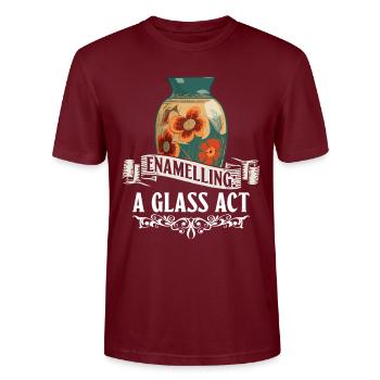 Enameling: A glass nude - Enameled glass - Stanley/Stella CRAFTER Unisex Organic T-Shirt - burgundy - Front - Alina (178cm) & Michal (187cm)